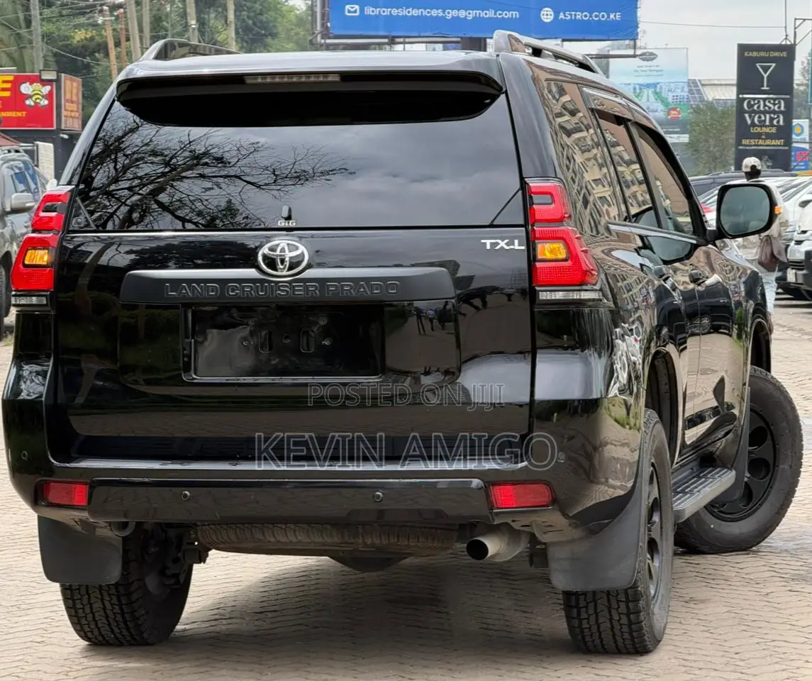 Toyota Land Cruiser Prado 2021