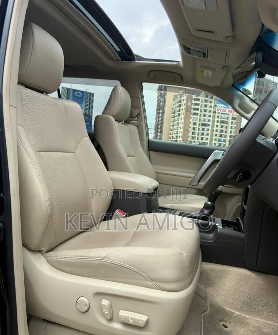 Toyota Land Cruiser Prado 2021