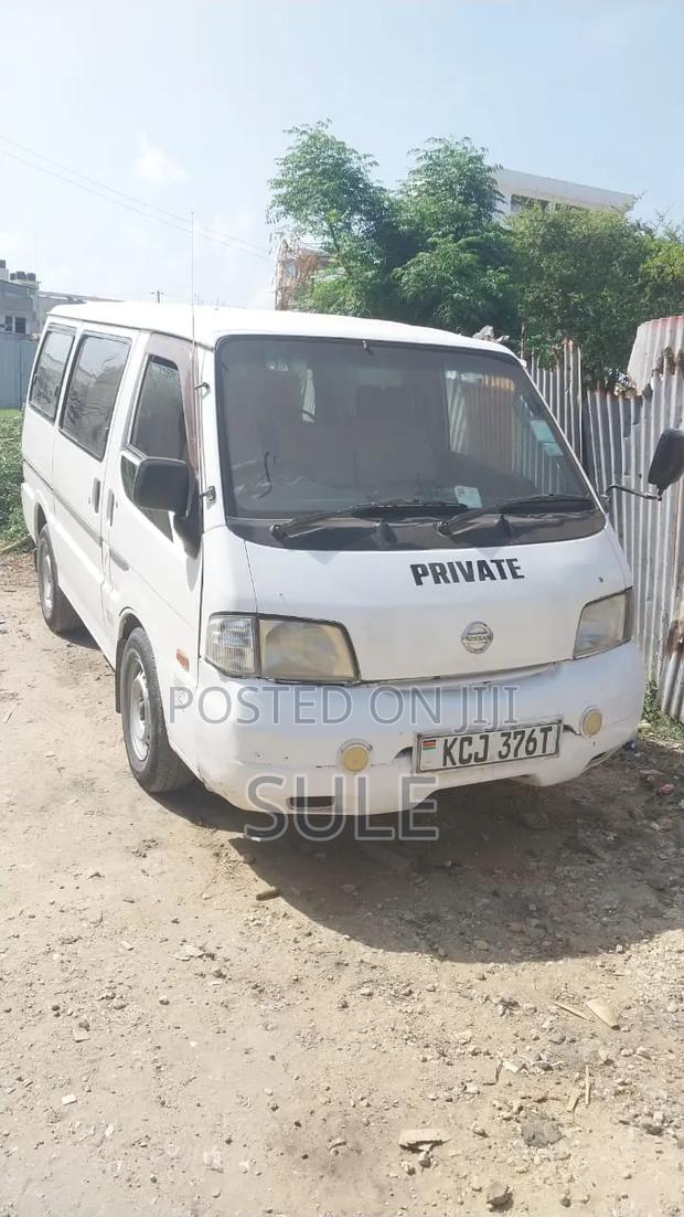 Nissan Vanette 2010 White - thumbnail 5