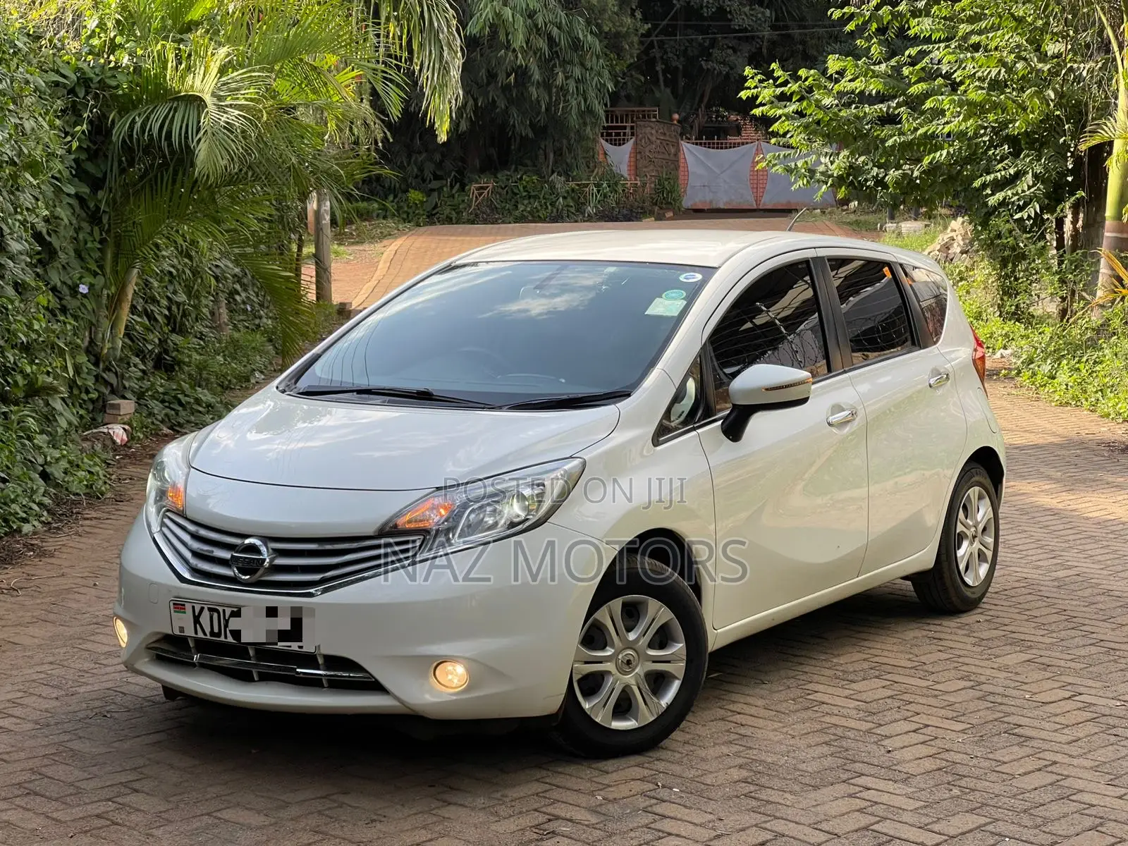 Nissan Note 2015 White