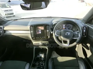 Volvo XC40 2019 White