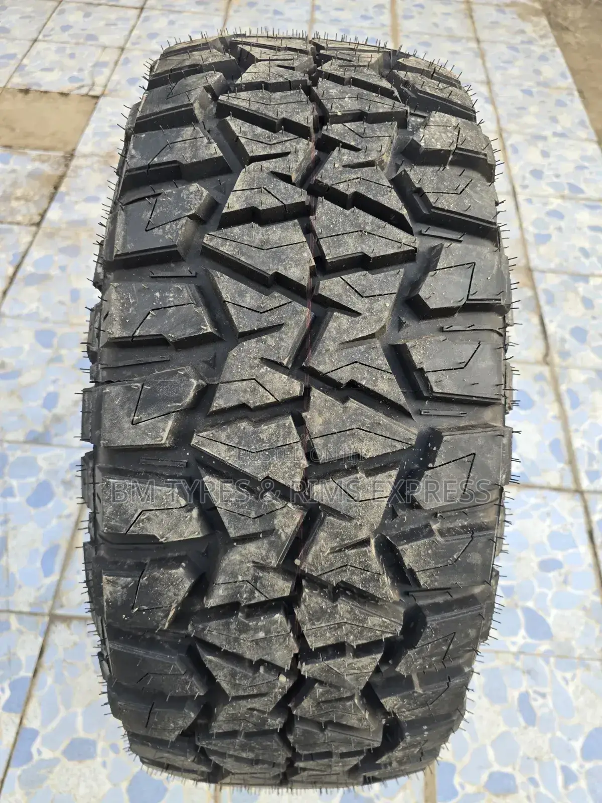 265 /65 R17 Comforser Tyres (Cf 9000) R/T.