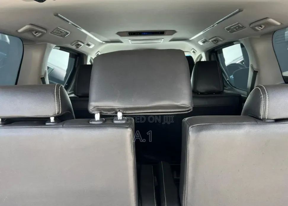 Toyota Alphard 2.5 Petrol FWD 2019 White