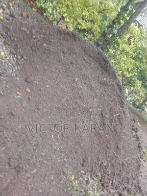 Goat Manure