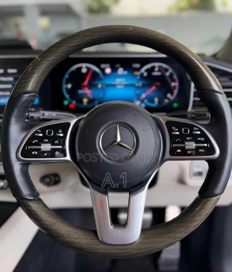Mercedes-Benz GLS-Class GLS 400d 2022 White