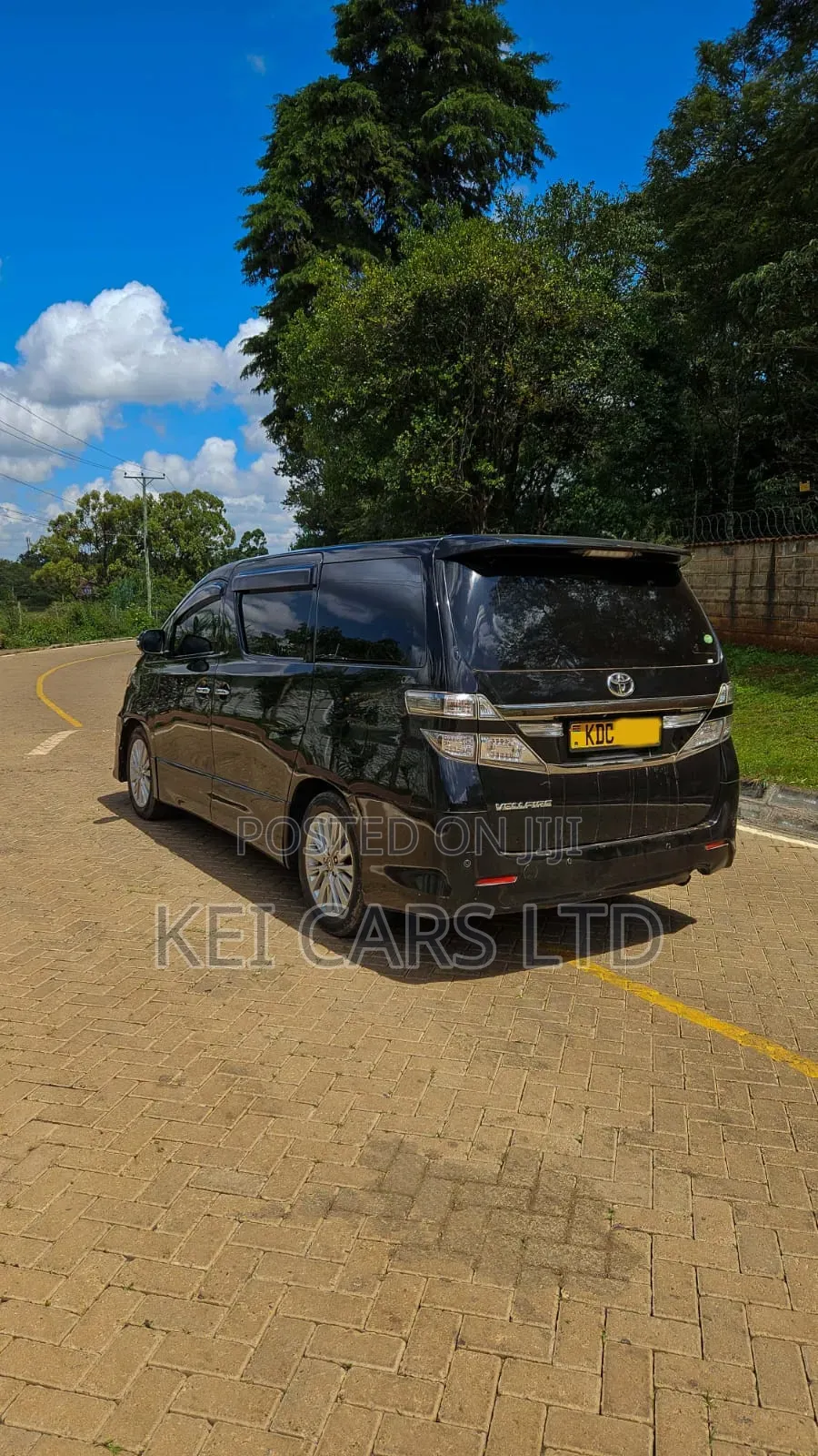 Toyota Vellfire 2014 Black