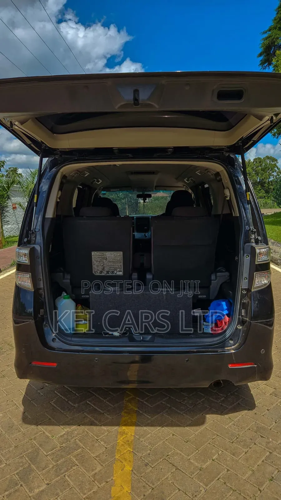 Toyota Vellfire 2014 Black