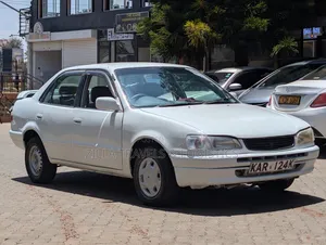 Toyota Corolla Sedan 1998 White