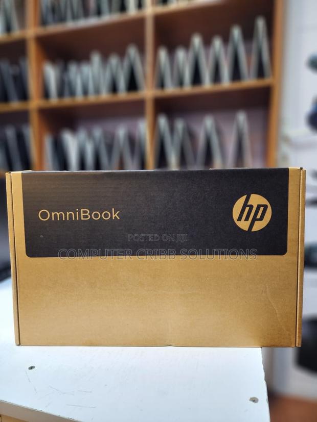 New Laptop HP OmniBook 5 Flip 16GB Intel Core 7 SSD 512GB - thumbnail 2