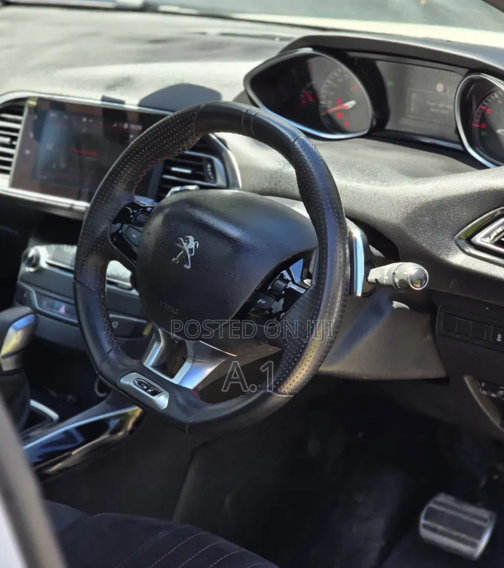 Peugeot 308 2019 White
