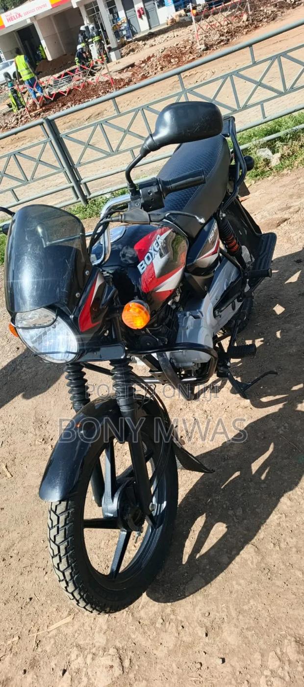 Bajaj Boxer 150 UG 2025 Black