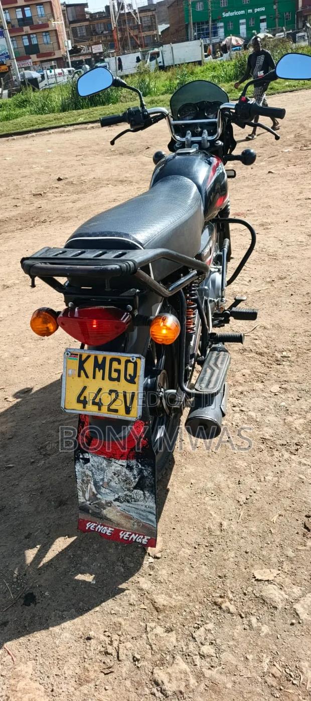 Bajaj Boxer 150 UG 2025 Black - thumbnail 4