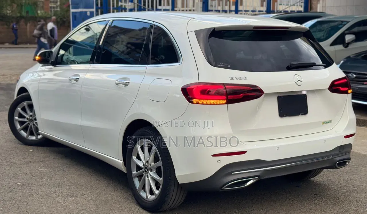 Mercedes-Benz B-Class B180 Petrol 2019 White