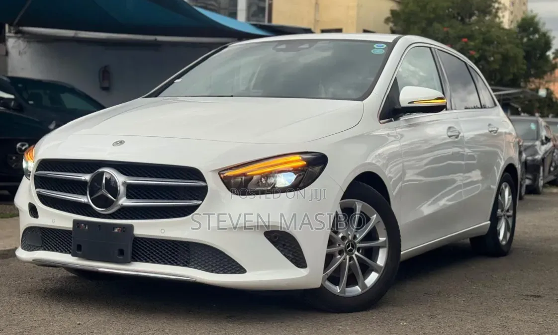Mercedes-Benz B-Class B180 Petrol 2019 White