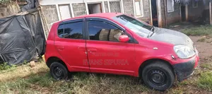 Toyota Vitz 2003 Red