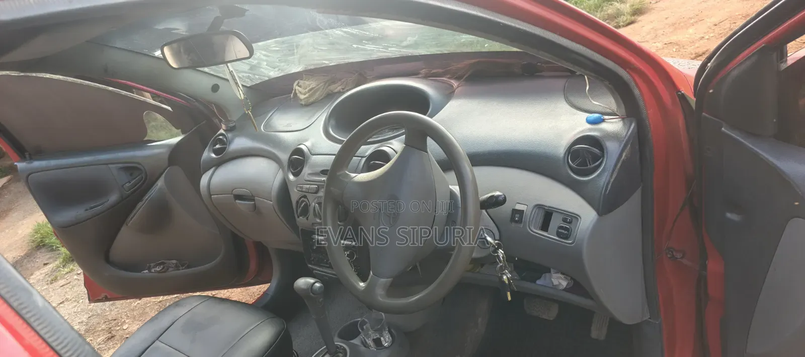 Toyota Vitz 2003 Red
