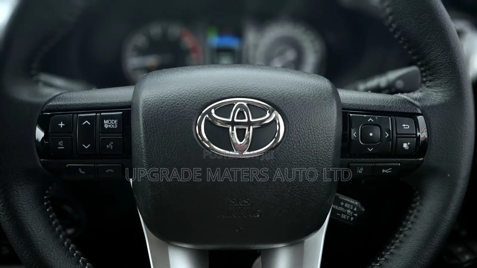 Toyota Hilux 2021 Green