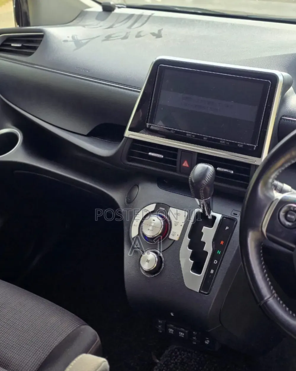Toyota Sienta 1.5 Hybrid FWD (6-seater) 2020 Matt Black