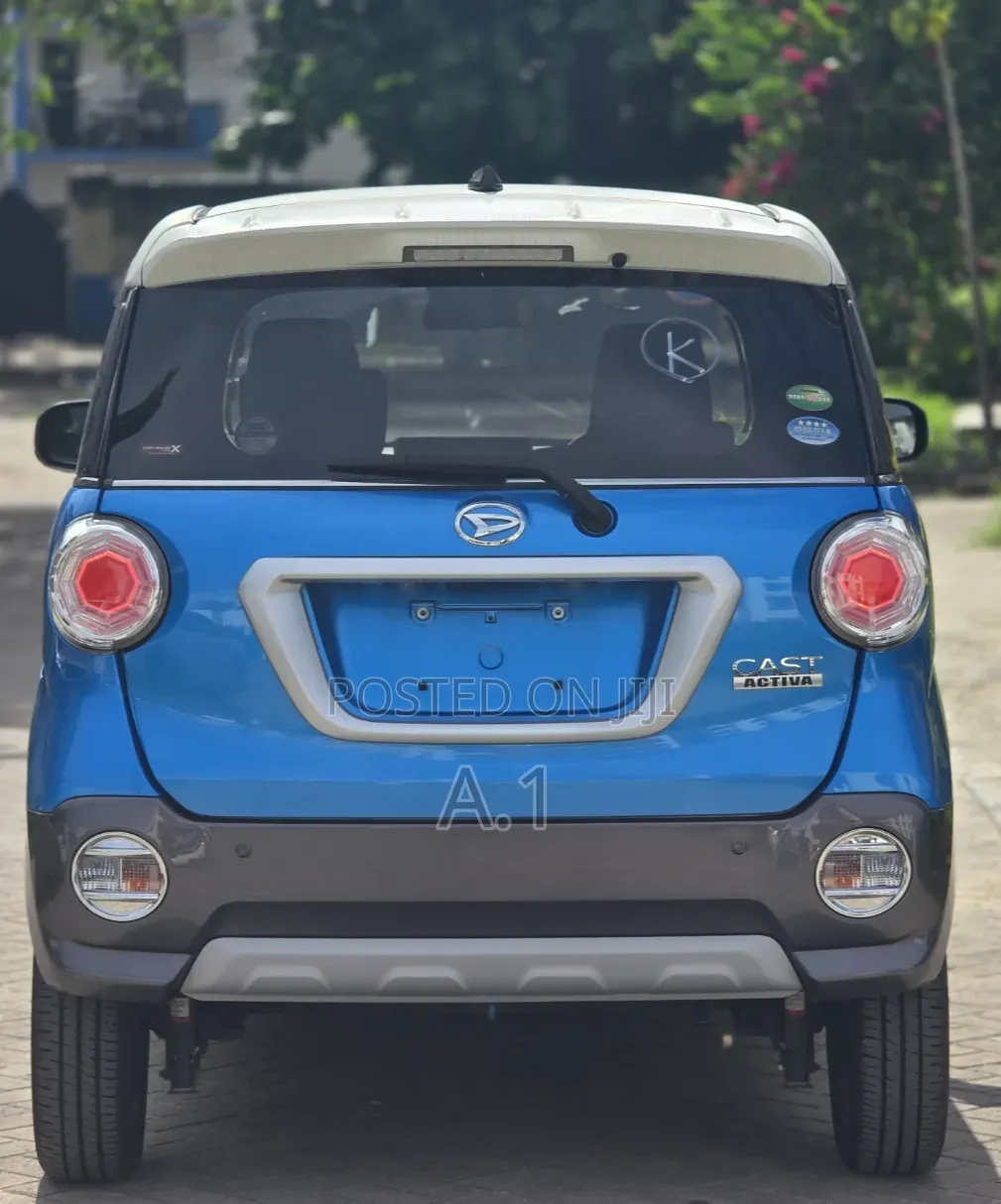 Daihatsu Cast 660 FWD 2019 Blue