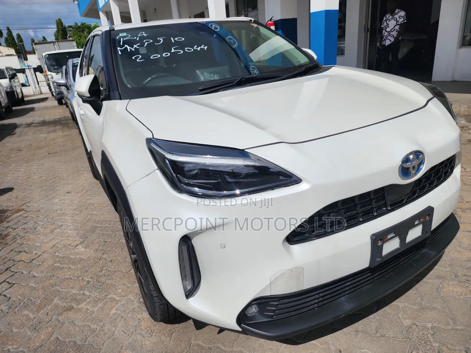 Toyota Yaris Cross 1.5 Hybrid AWD 2021 White