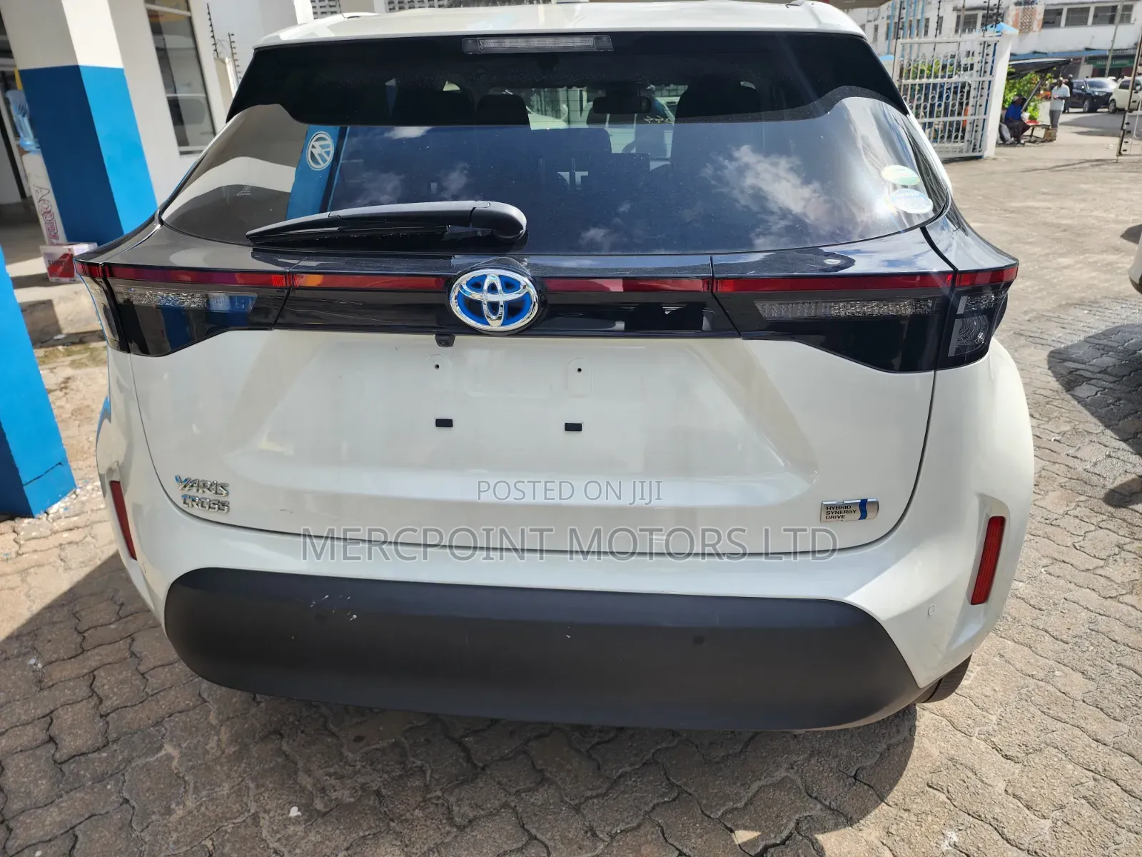 Toyota Yaris Cross 1.5 Hybrid AWD 2021 White