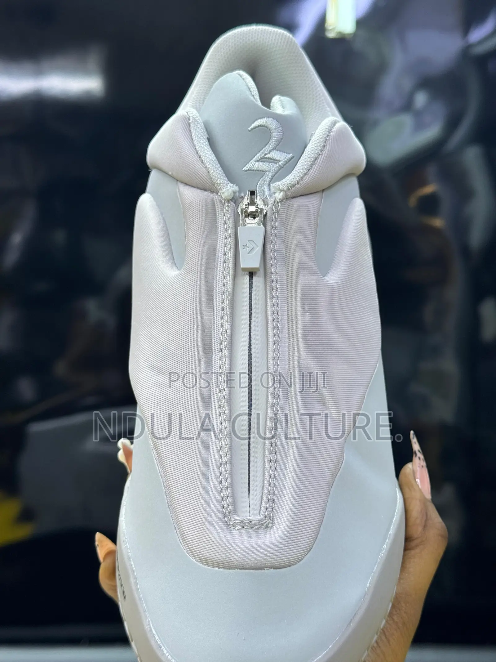 Converse Shai 001