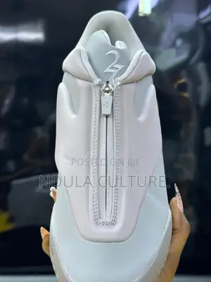 Converse Shai 001