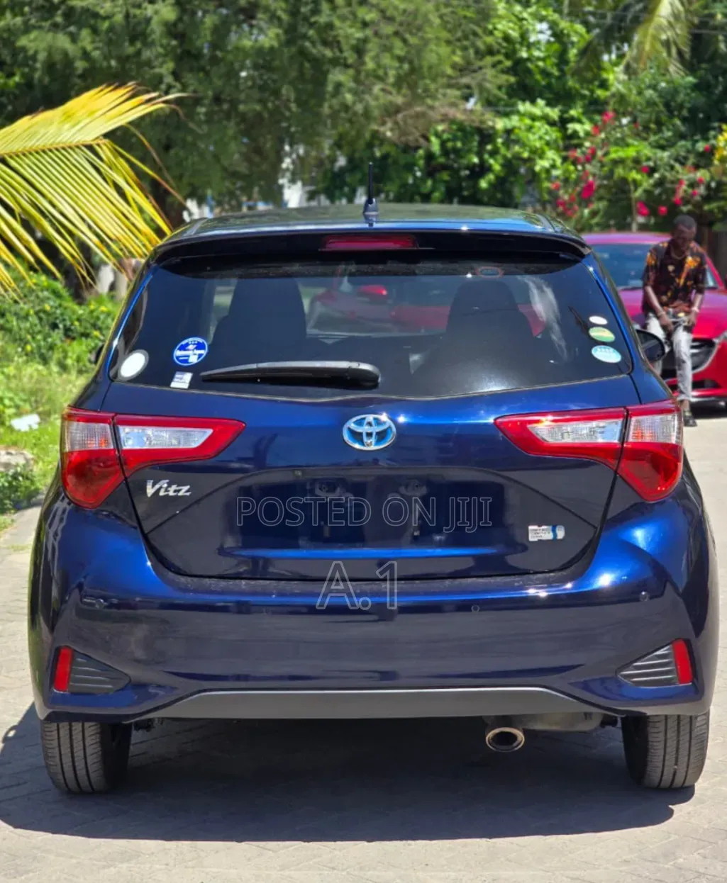 Toyota Vitz 1.5 FWD Hybrid 5dr 2019 Blue