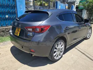 Mazda Axela 2015 Blue
