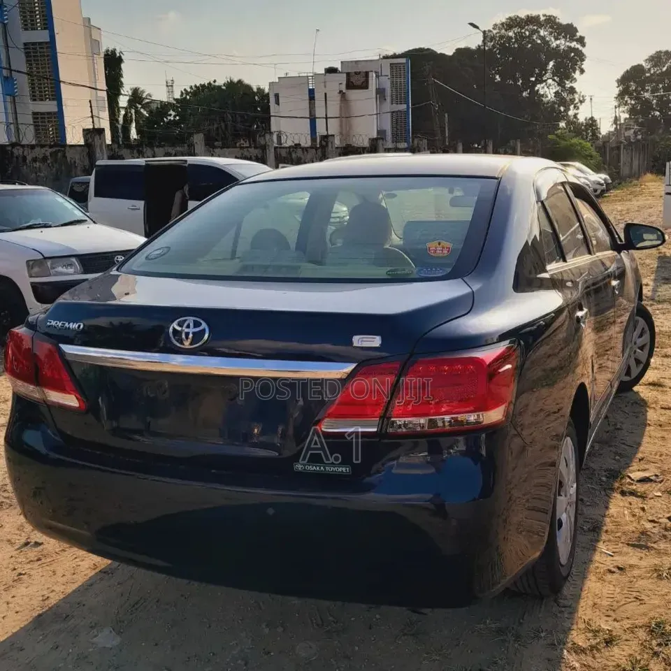 Toyota Premio 1.5 FWD 2019 Blue