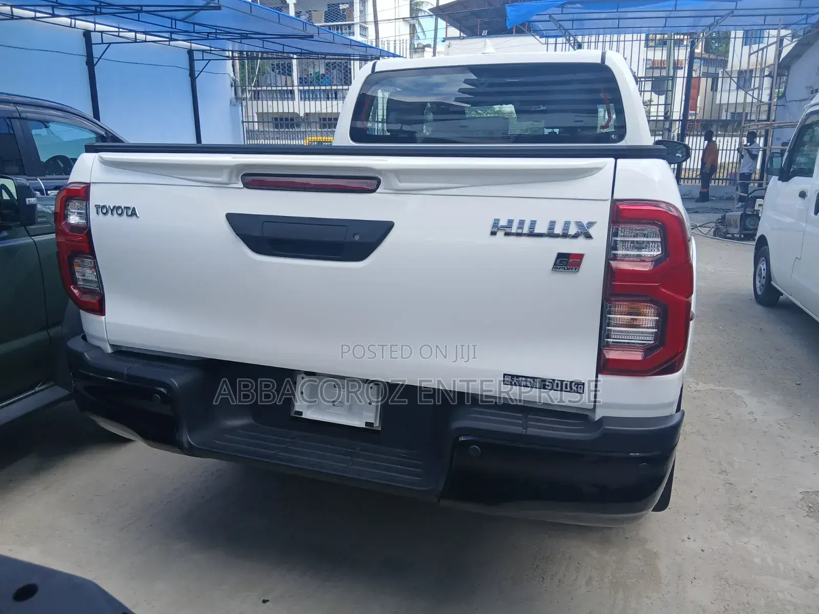 Toyota Hilux Revo Double Cab Deisel 2.4 AWD 2021 White