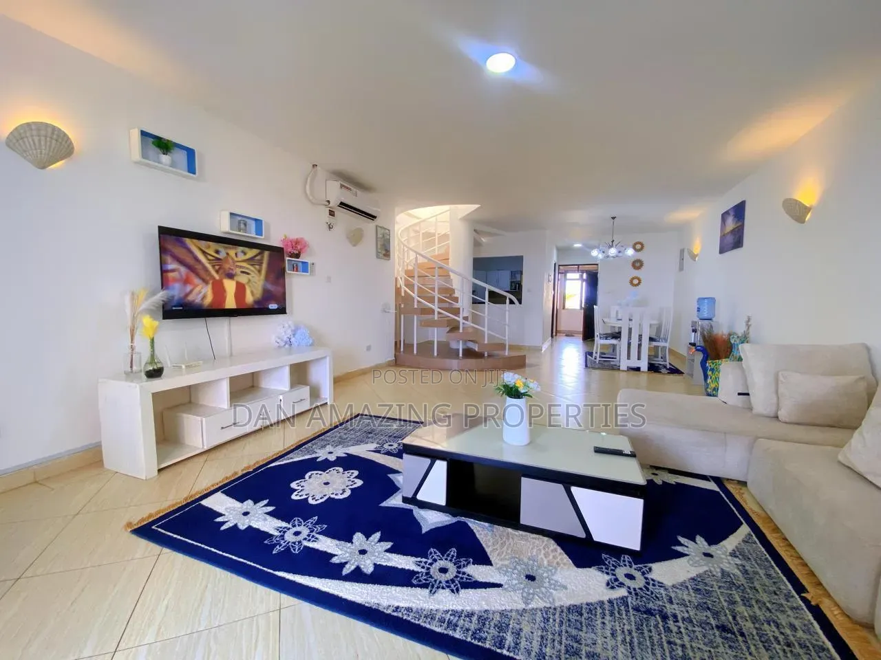 2 Bedrooms Mombasa Shanzu for Daily Rent Beach Front