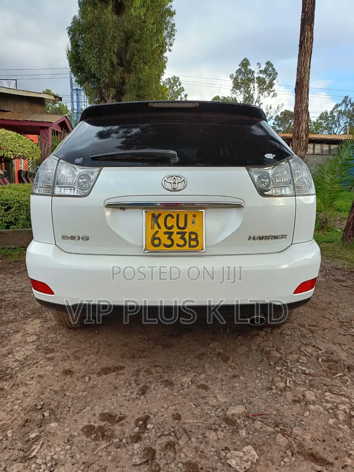 Toyota Harrier 2.4 2012 White