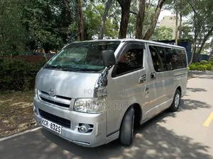 Toyota HiAce 2012 Silver