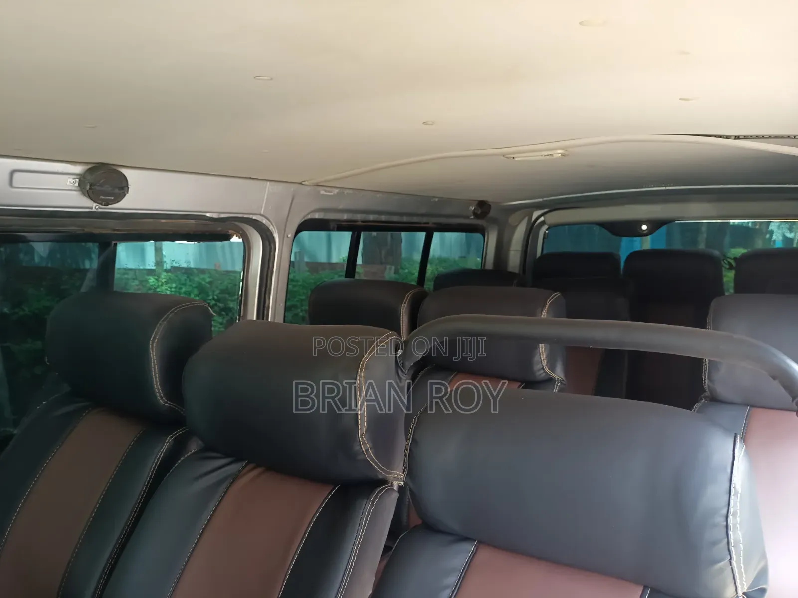 Toyota HiAce 2012 Silver
