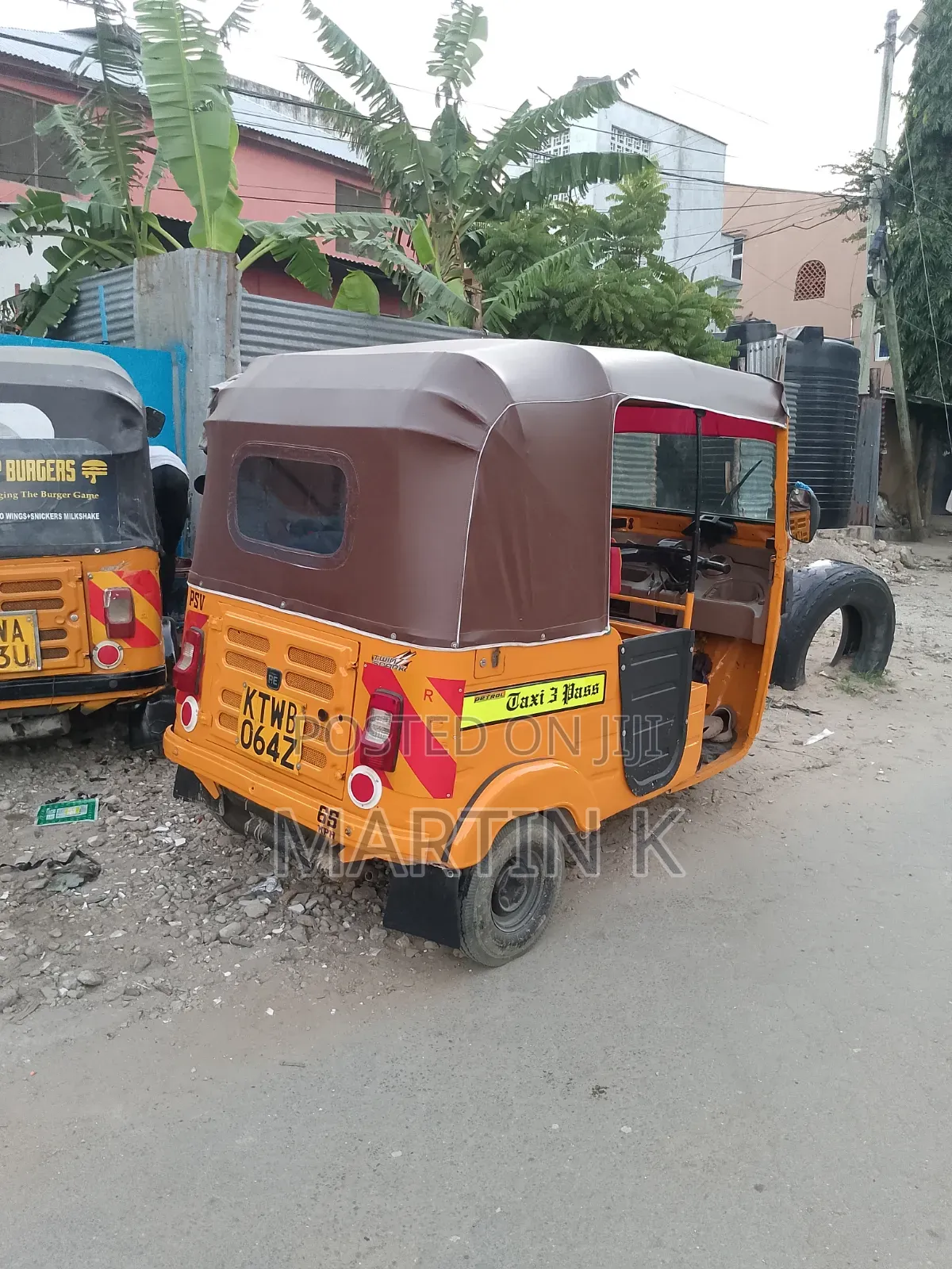 Bajaj RE 2020 Yellow