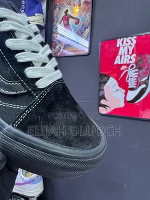 Black Vans Old Skool Skate.
Sizes : _40 41 42 43 44 45_