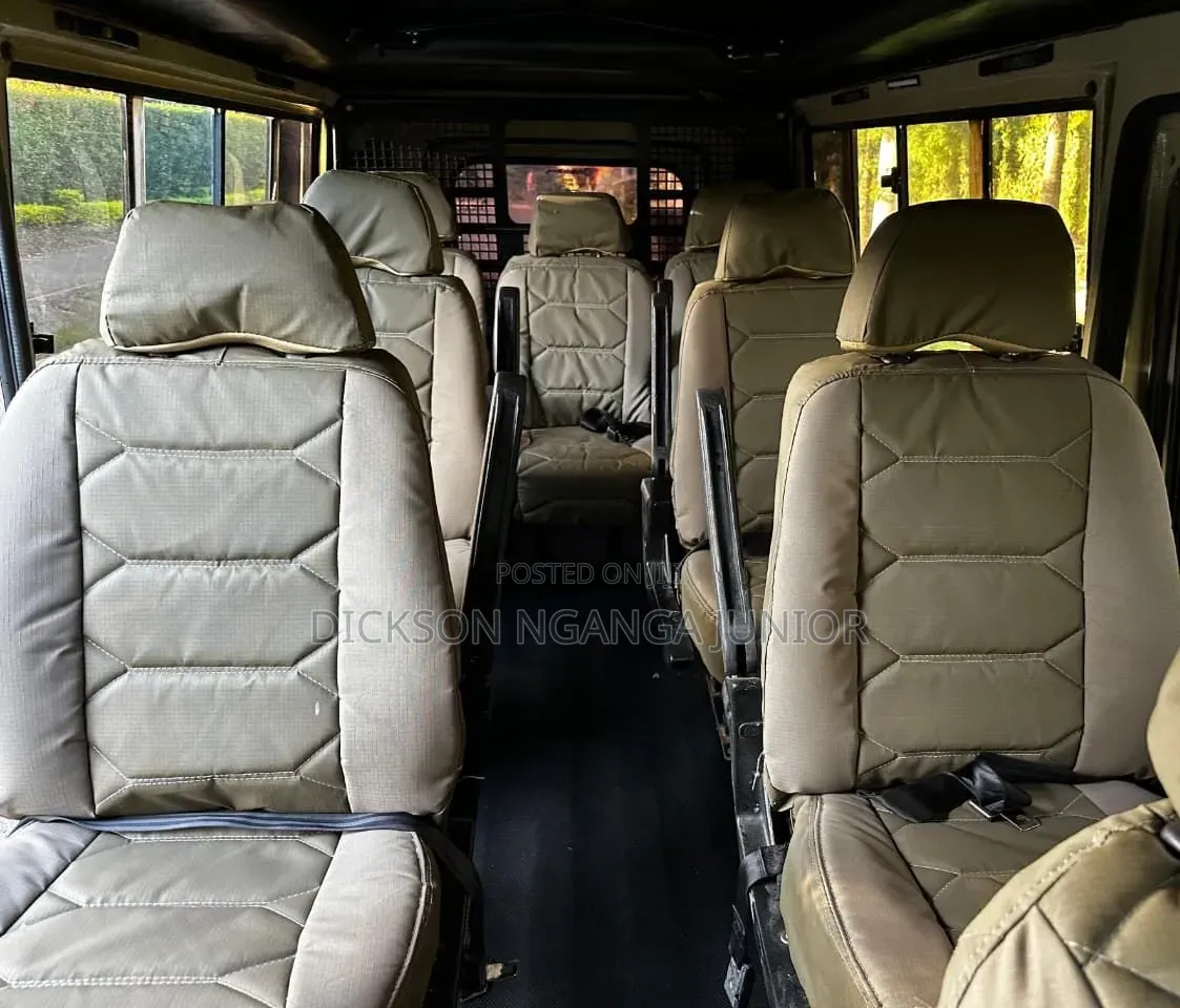 Toyota Land Cruiser 2011
