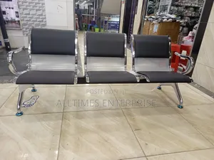 Padded Waiting Bench 3 Seater X2401b