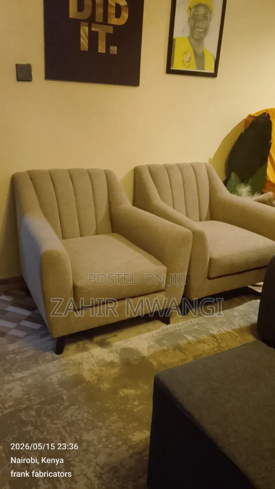 2 Arm Chairs Sofa