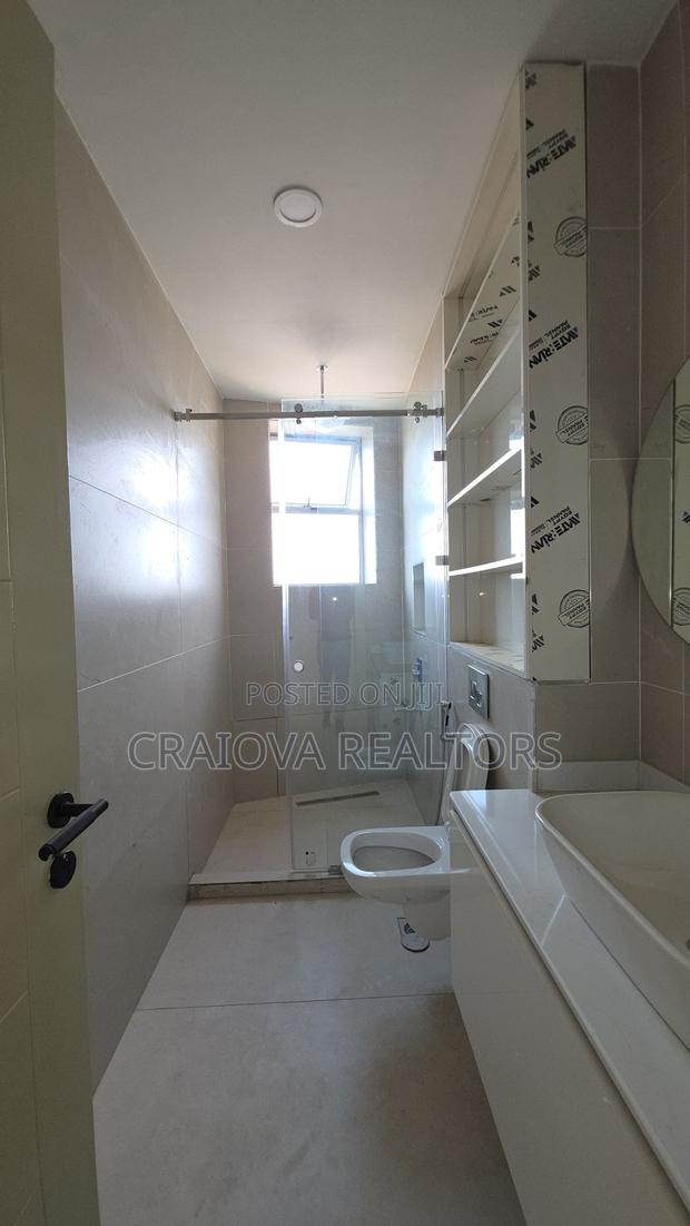 4bdrm Duplex in Spring Valley for sale - thumbnail 9