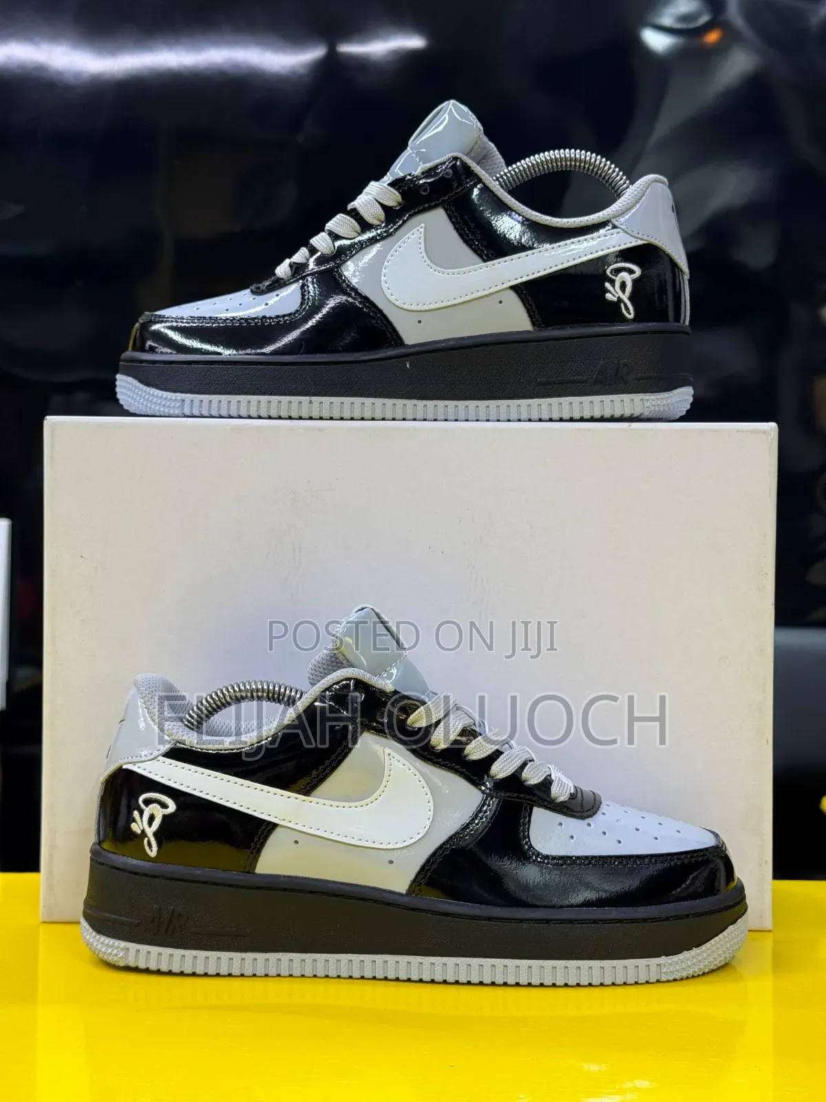 Syna Central Cee  Nike Airforce 1 
“ Smoke Grey ”
 Sizes: 38-45