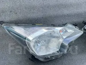 Ractis 2010/2012 Headlight