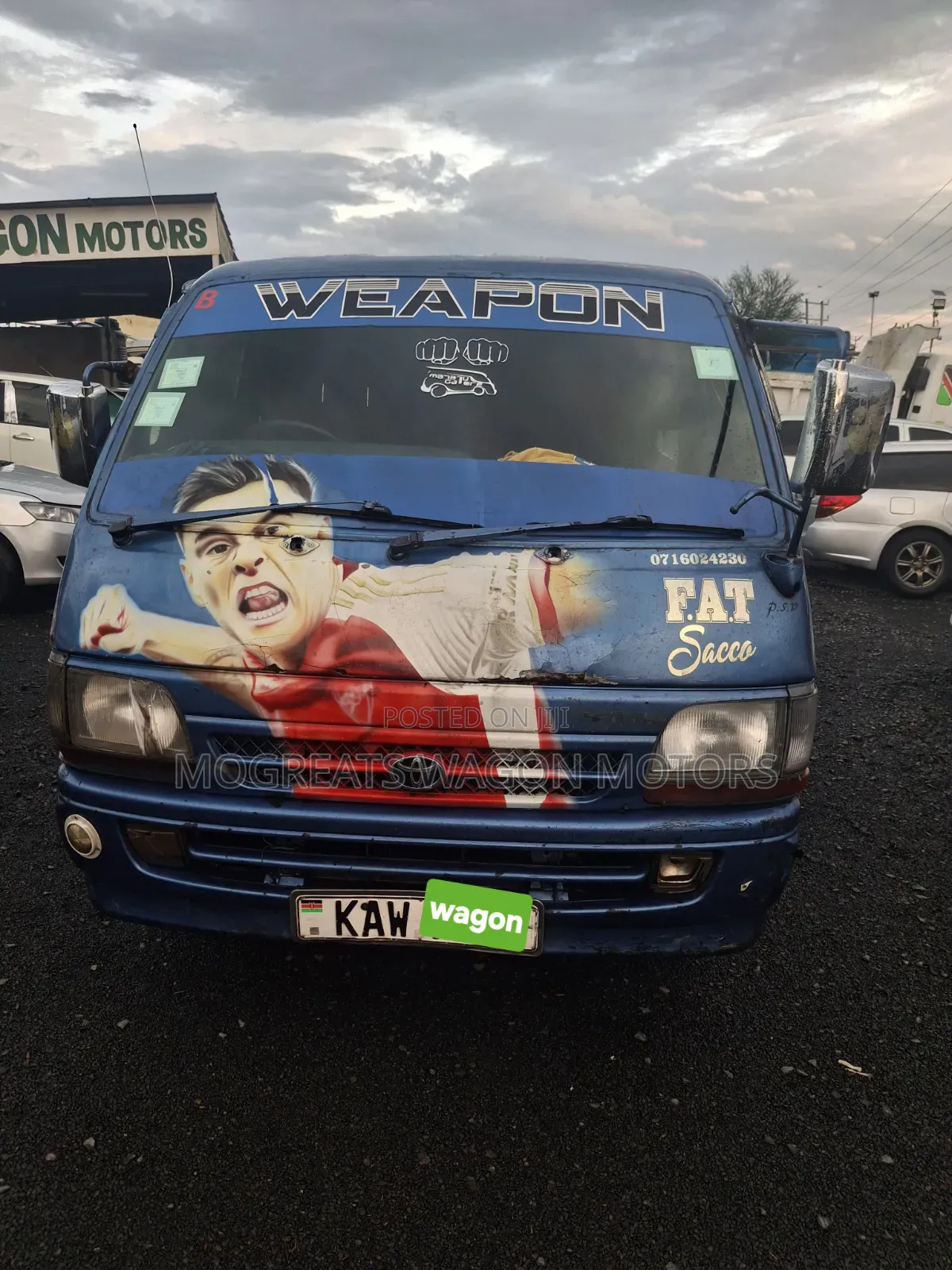 Toyota HiAce 1999 Blue