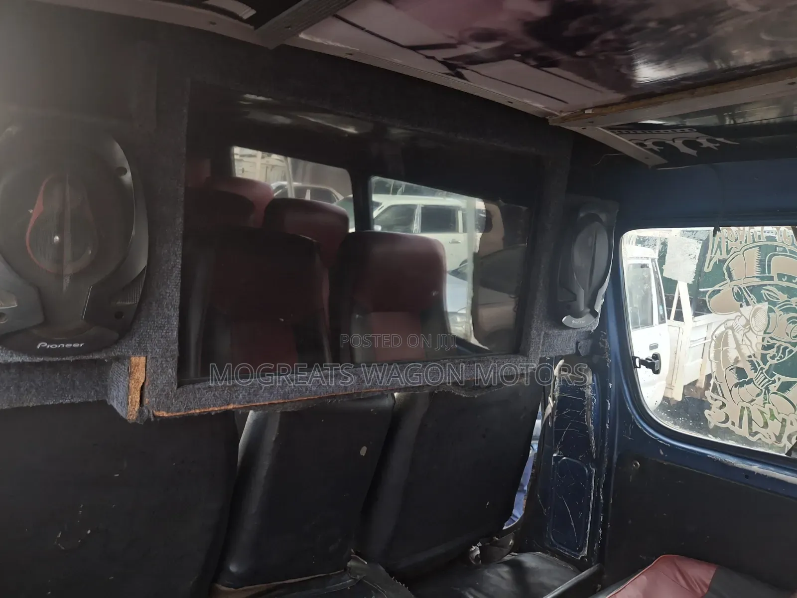 Toyota HiAce 1999 Blue