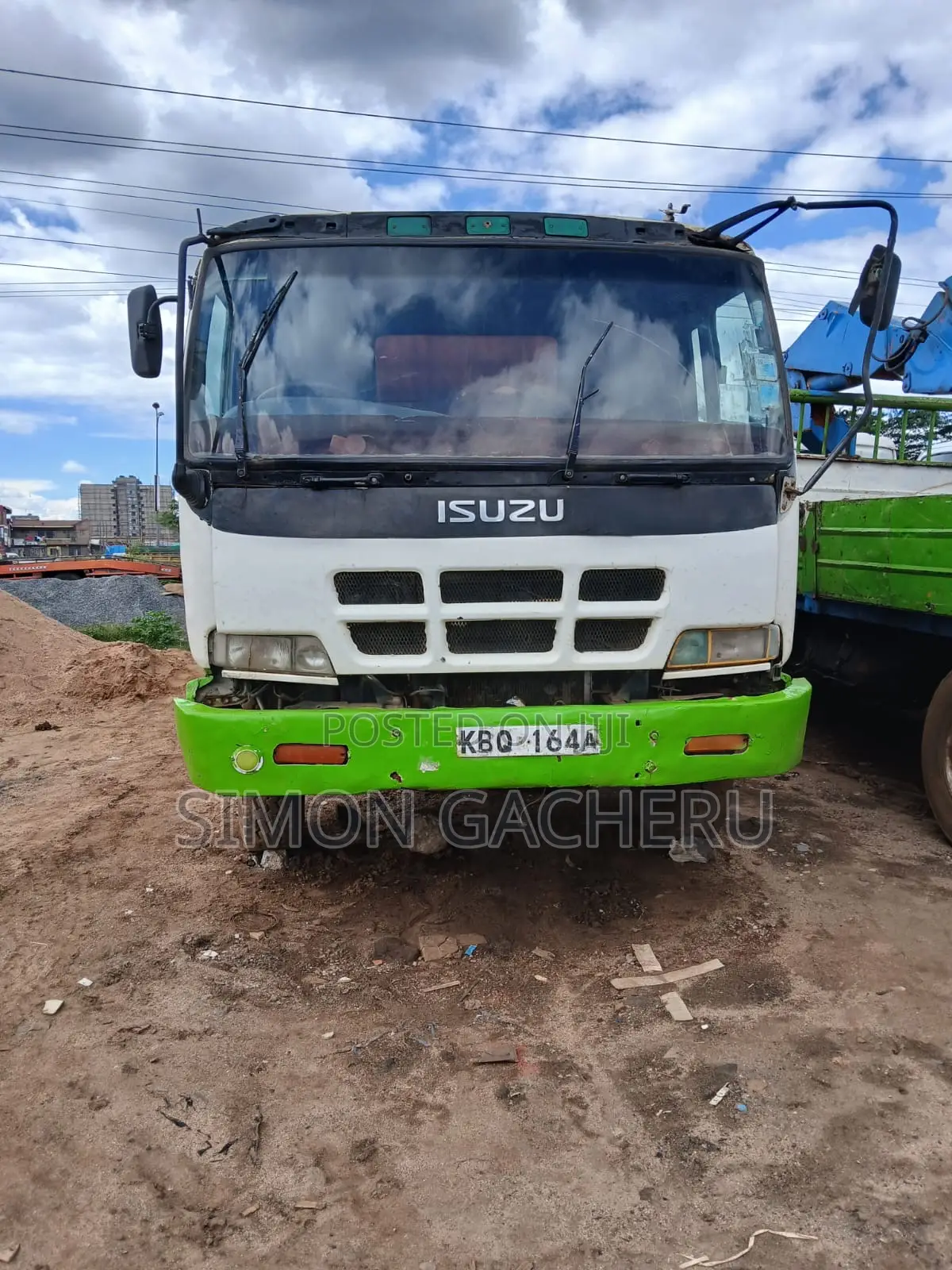 Isuzu Truck 2008 White for Sale