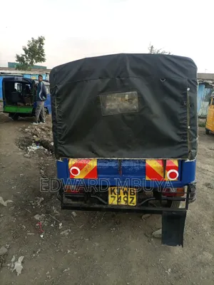 Piaggio 2019 Blue