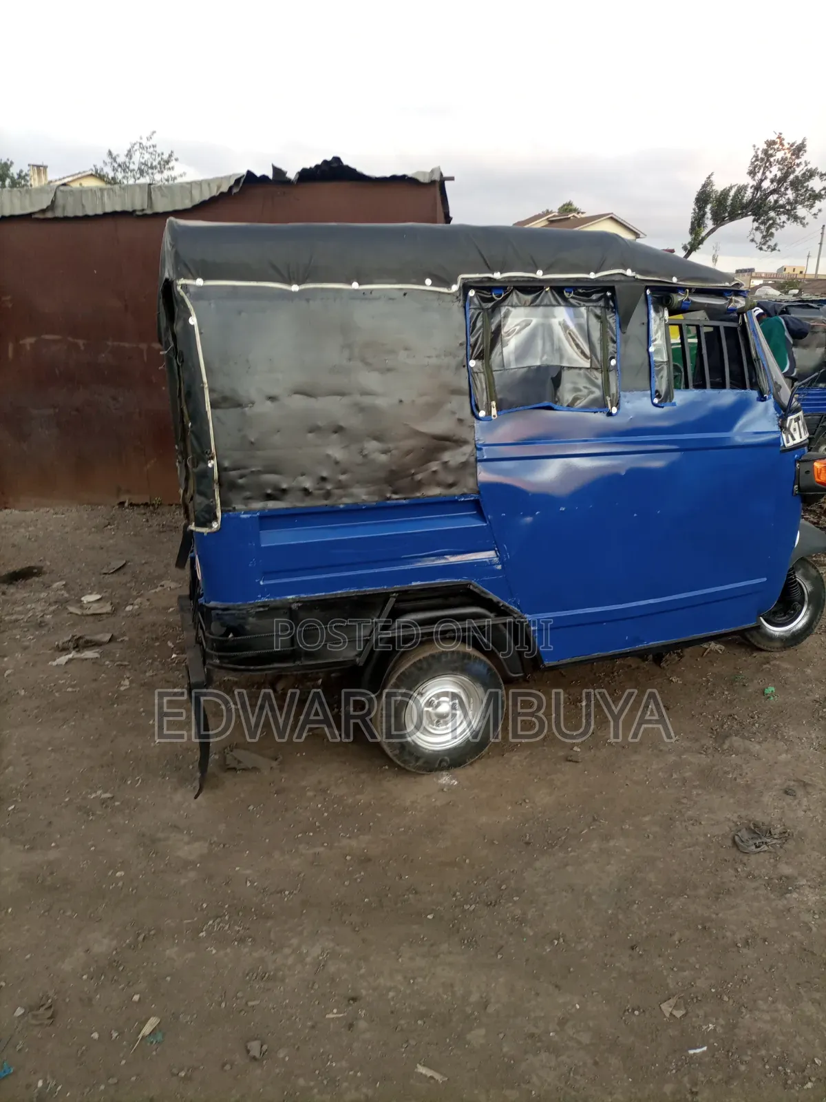 Piaggio 2019 Blue
