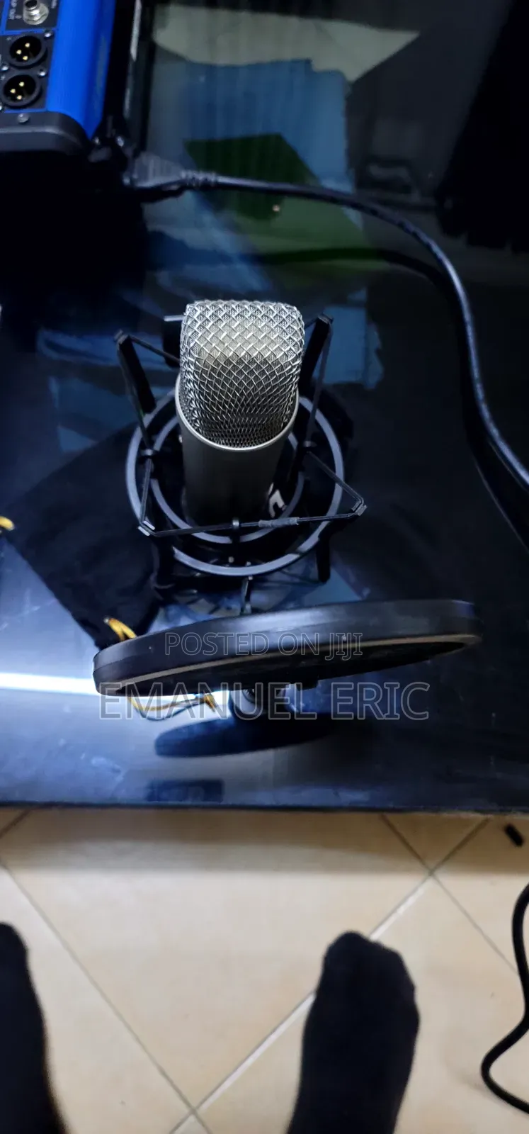 Microphone
