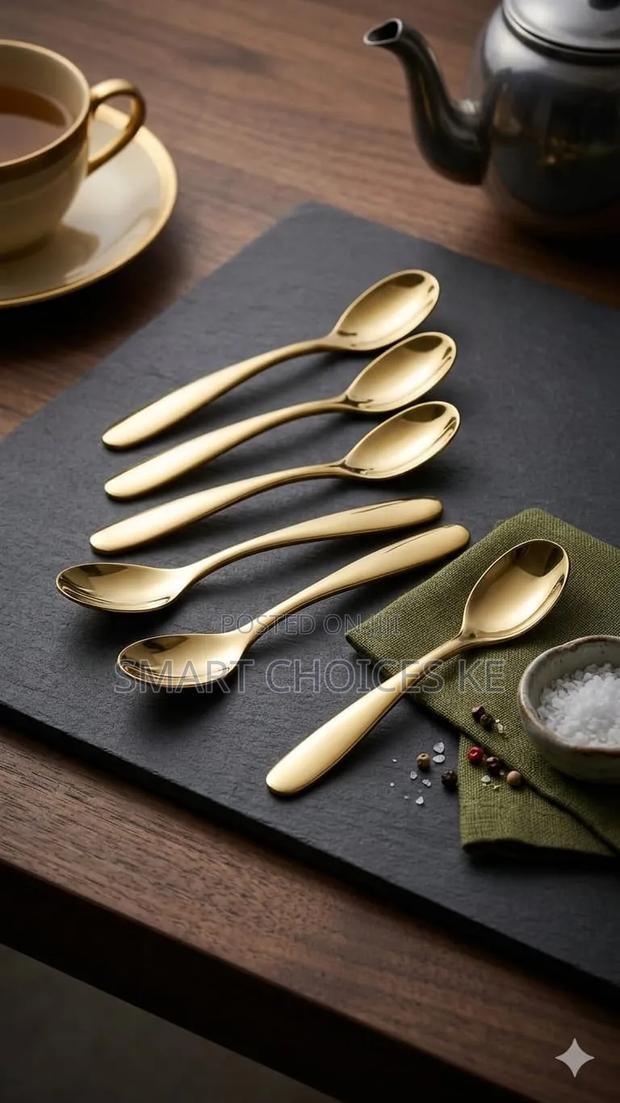 Gold Teaspoon - main view